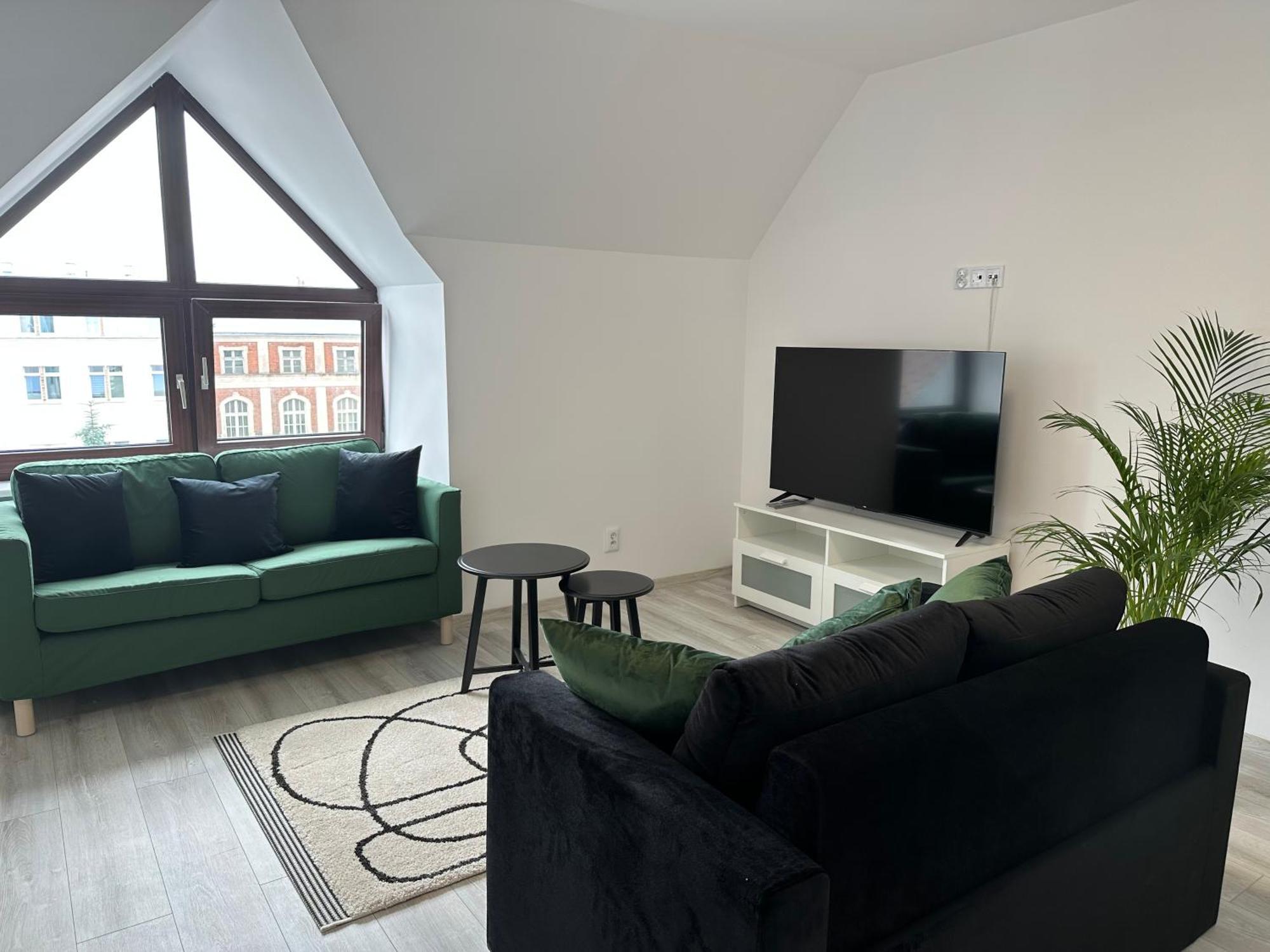 Apartamenty Przy Deptaku 슈비노우이스쳬 외부 사진
